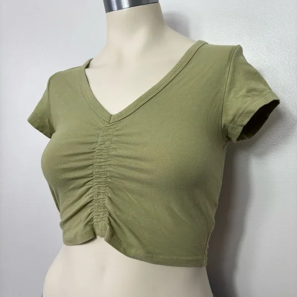 American Eagle green cinch crop top - Picture 2 of 3